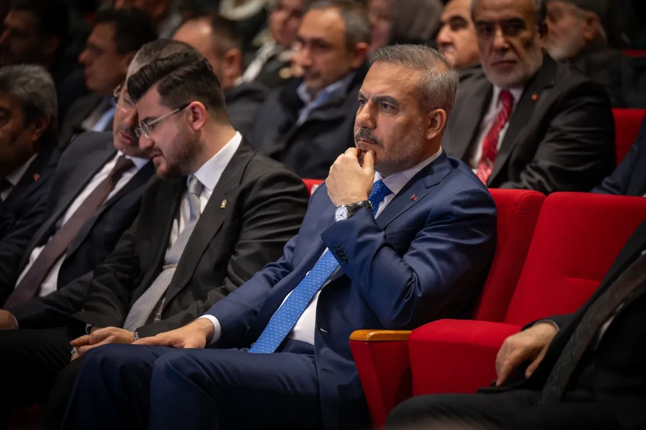 Dışişleri Bakanı Fidan'dan 'kaptanın iradesi' mesajı: 'Türkiye manuel pilota döndü'