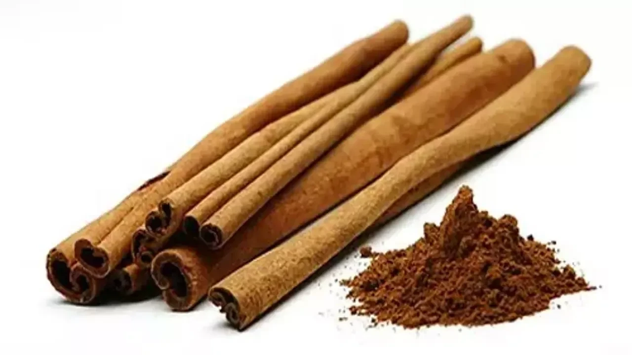 Duyan kimse inanmıyor! Bu ülkede 25 yaşına gelmiş bekarları direğe bağlayıp üzerlerine kilolarca tarçın döküyorlar