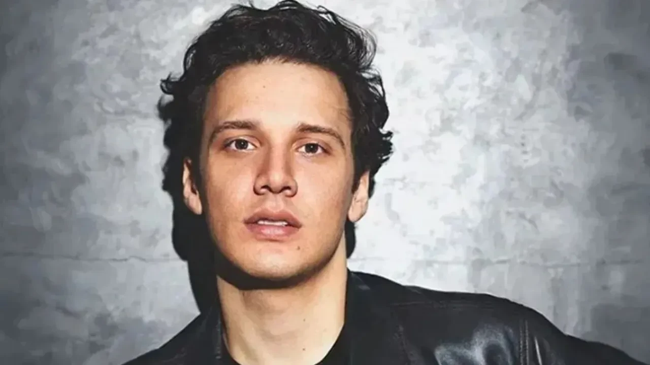 Edis ifade sonrası ailesiyle poz verdi! “Her şey yolunda”