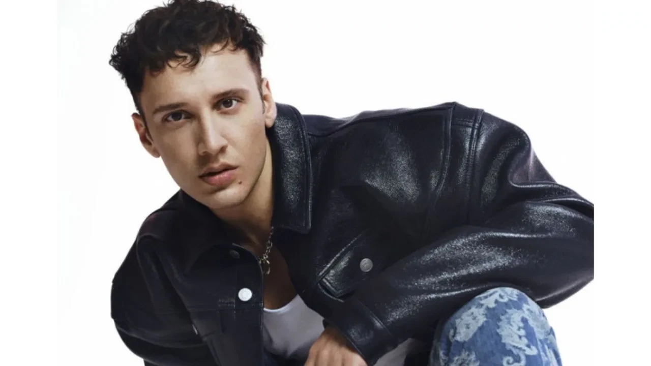 Edis ifade sonrası ailesiyle poz verdi! “Her şey yolunda”