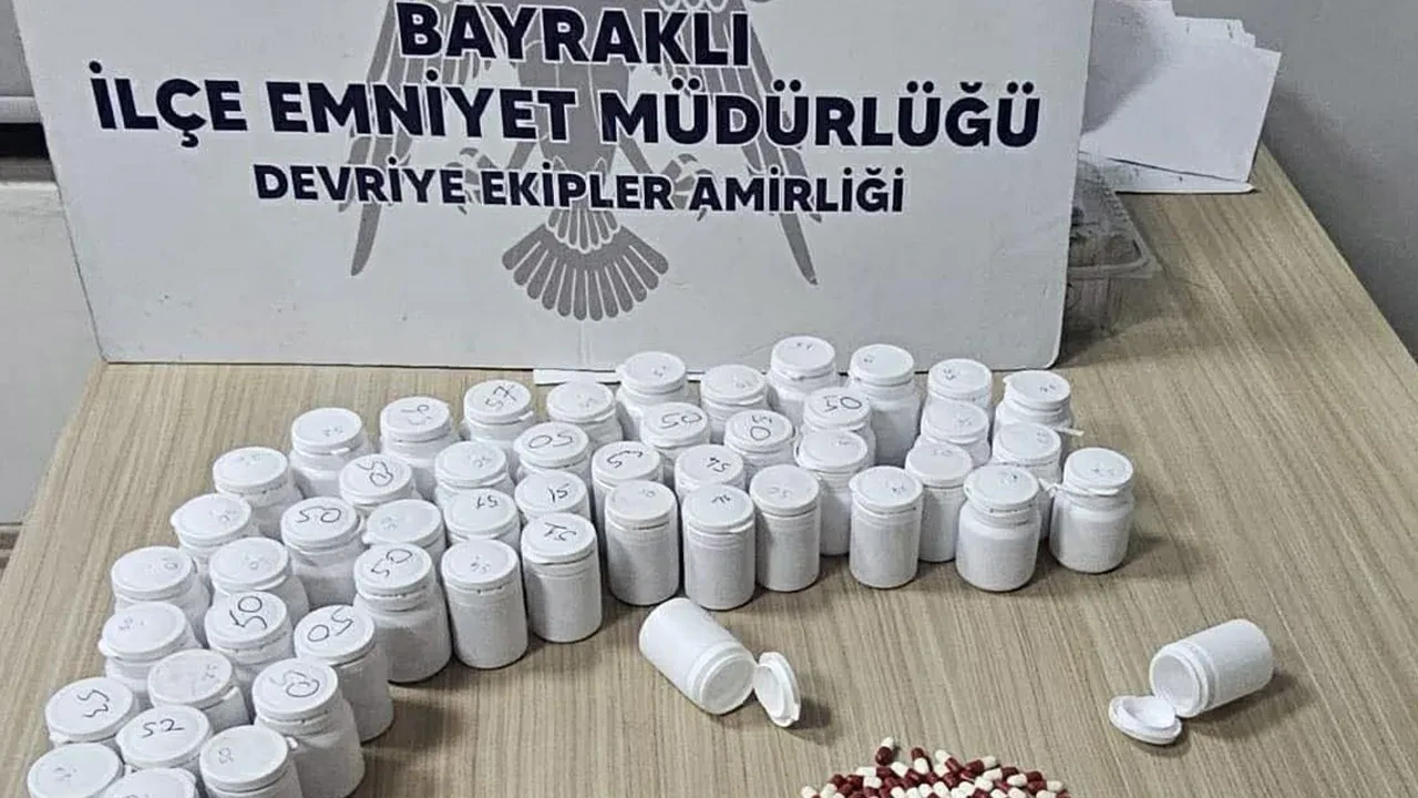 Elindeki torbayla yakalandı, üzerinden 5 bin 138 adet uyuşturucu çıktı