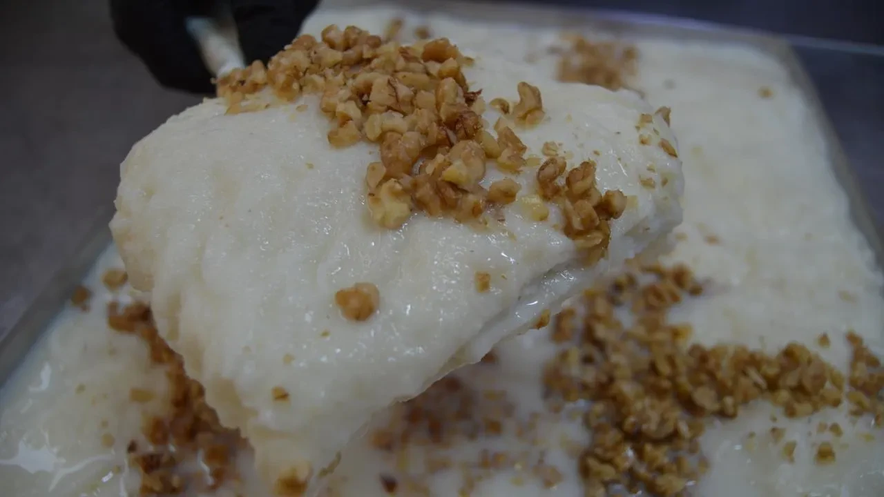 Mideyi yormasın diye sarayda icat edildi: Ramazan'ın gülü 'Güllaç"ın 600 yıllık reçete hikayesi