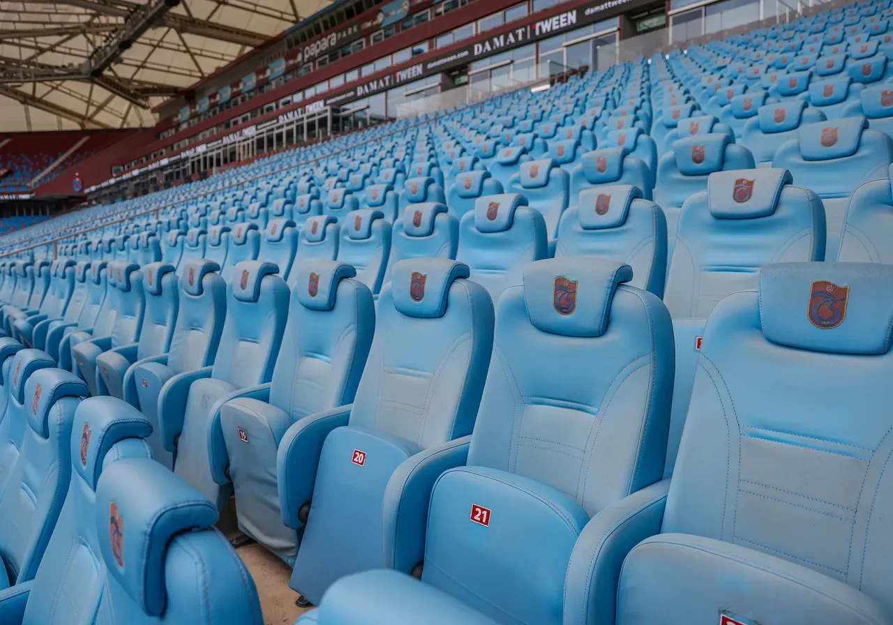 Trabzonspor Fatih Karagümrük'ü mağlup etti: Süper Lig'de kritik galibiyet!