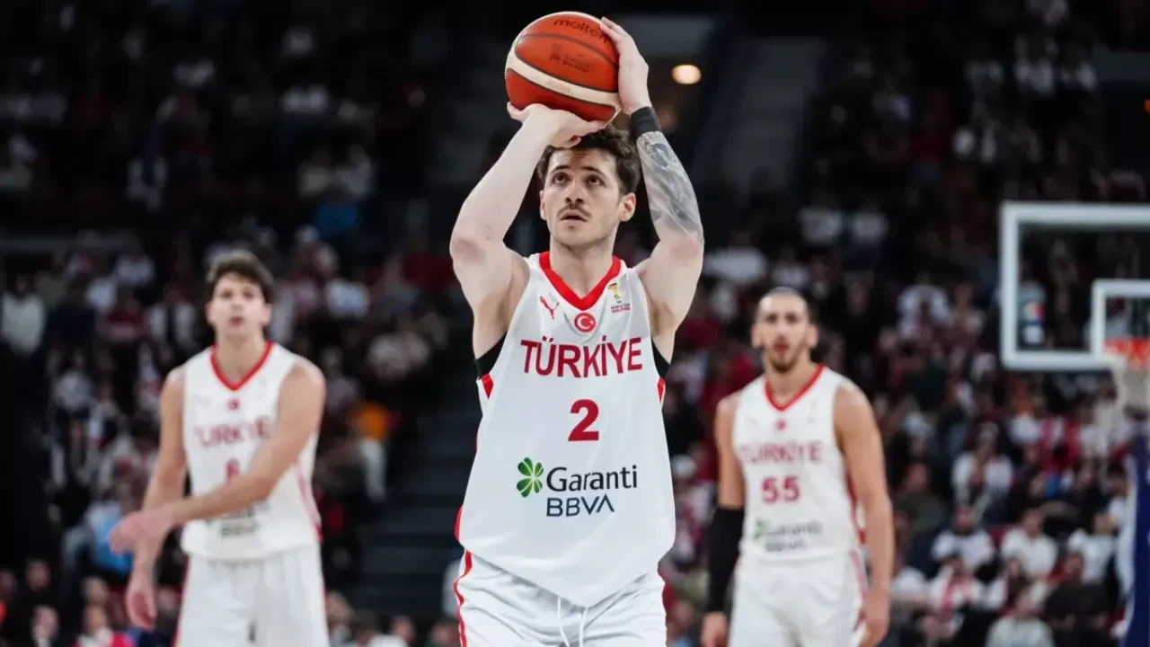 Türkiye Sırbistan deplasmanında: 12 Dev Adam'ın zorlu Dünya Kupası mücadelesi!