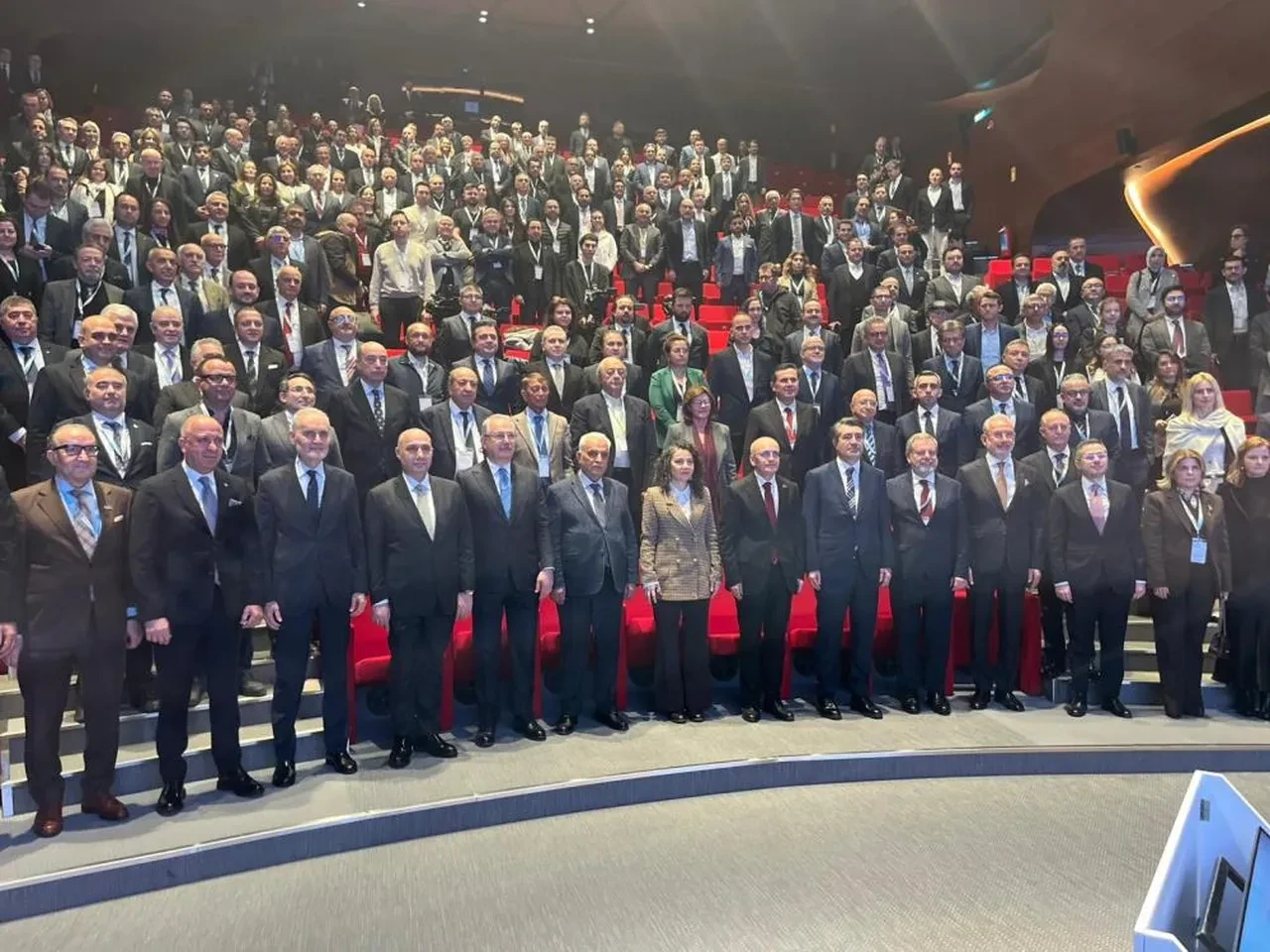 Bakan Şimşek: Cumhurbaşkanımızın liderliğinde bu ülke 20 yıldır dünyayı çok daha iyi okumuş