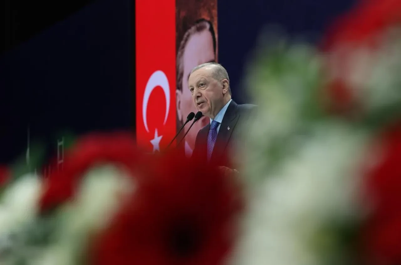 Cumhurbaşkanı Erdoğan'dan ABD ve İsrail'in İran'a saldırıları hakkında ilk yorum: Derin endişe duyuyoruz