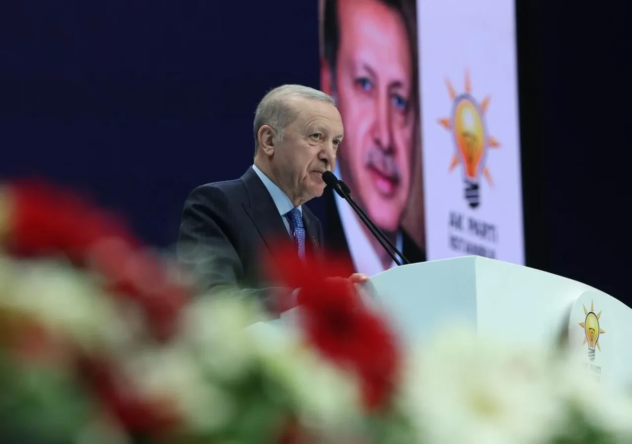 Cumhurbaşkanı Erdoğan'dan ABD ve İsrail'in İran'a saldırıları hakkında ilk yorum: Derin endişe duyuyoruz