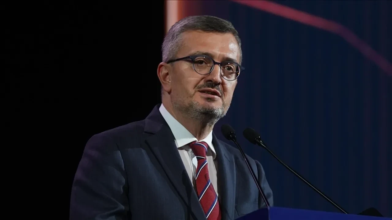 Cumhurbaşkanlığı İletişim Başkanı Burhanettin Duran: "Türkiye, üzerine düşen sorumluluğu yerine getirmeye devam edecektir"