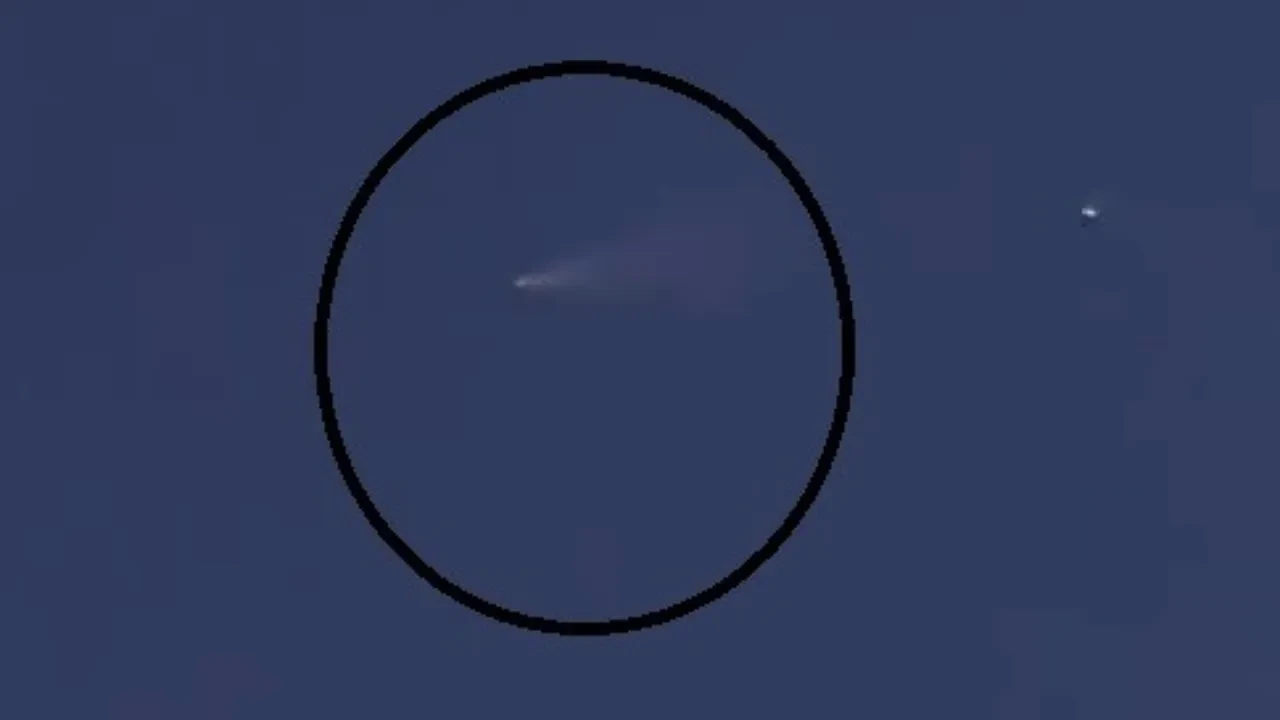 Füzeler Hatay semalarında görüldü! Vatandaşlar o anları kaydetti