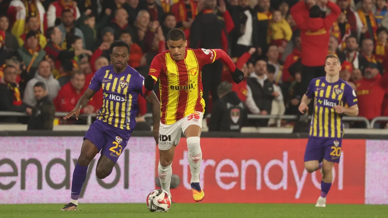 Göztepe penaltıyı değerlendiremedi ve kritik bir puan kaybı yaşadı!