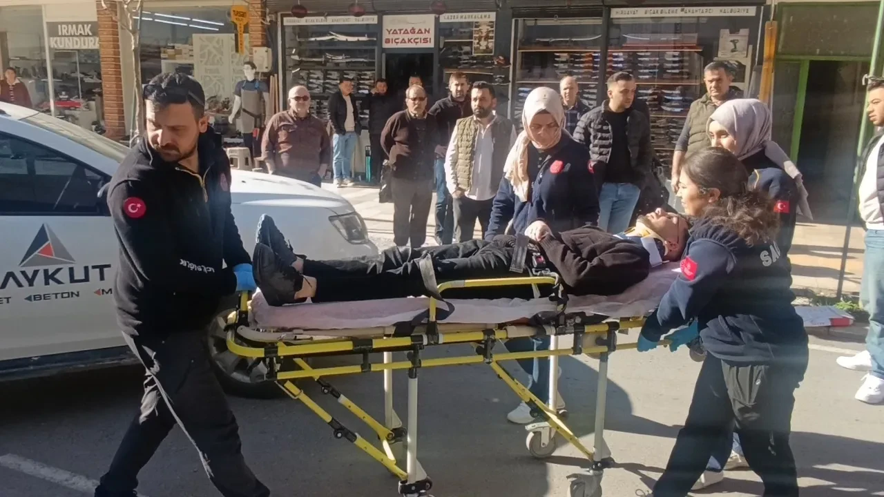 İki kaza arasında 100 metre var! Manavgat’ta sürücüler yola savruldu