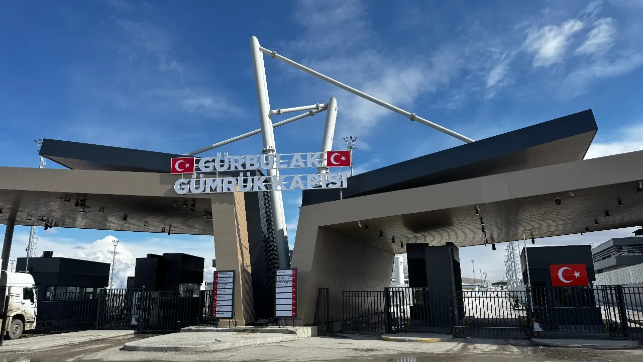 İran sınırından ilk görüntüler! Hareketlilik normal seyrinde