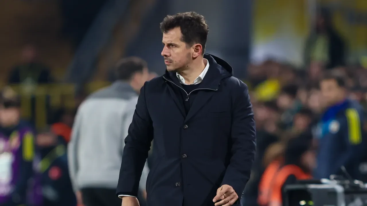 Kasımpaşa'da bir mağlubiyet daha: Emre Belözoğlu'ndan istifa sözleri!