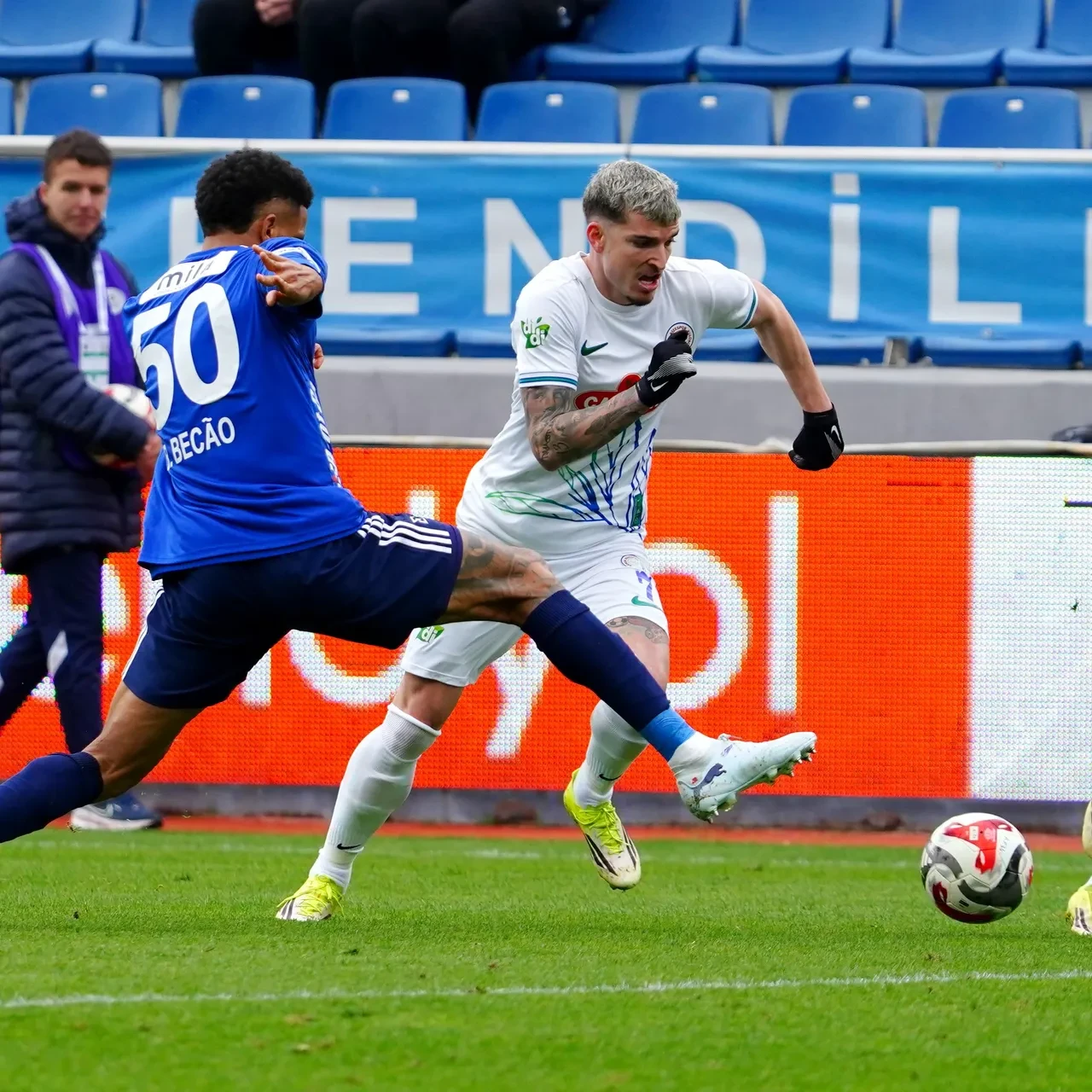 Kasımpaşa'da bir mağlubiyet daha: Emre Belözoğlu'ndan istifa sözleri!