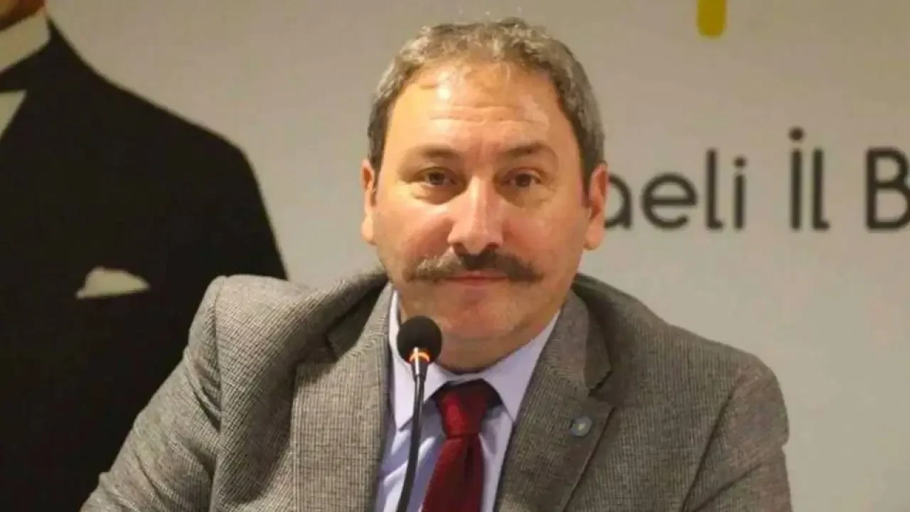 Mehmet Tolga Akalın İYİ Parti'den istifa etti!