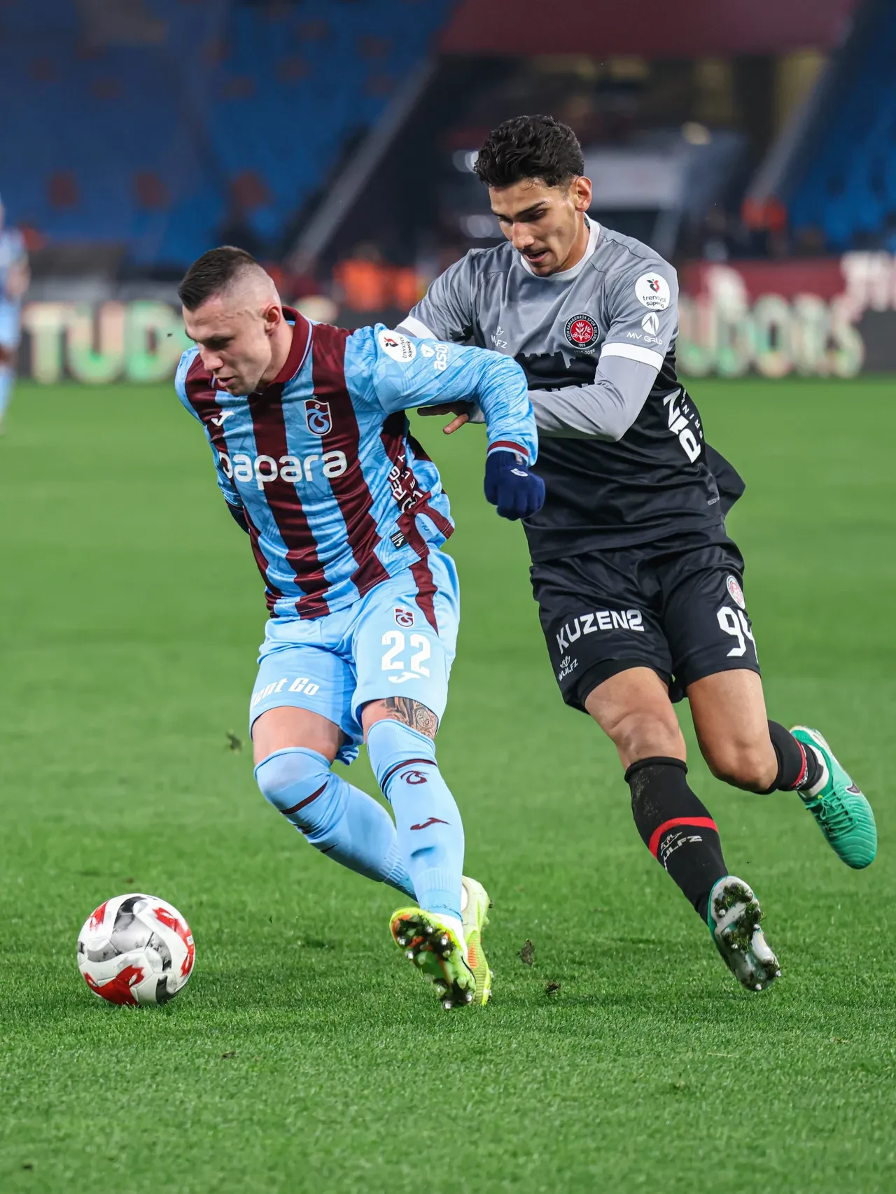 Trabzonspor'da Fatih Tekke'den galibiyet sonrasında net mesaj: "Kurcalamıyoruz"