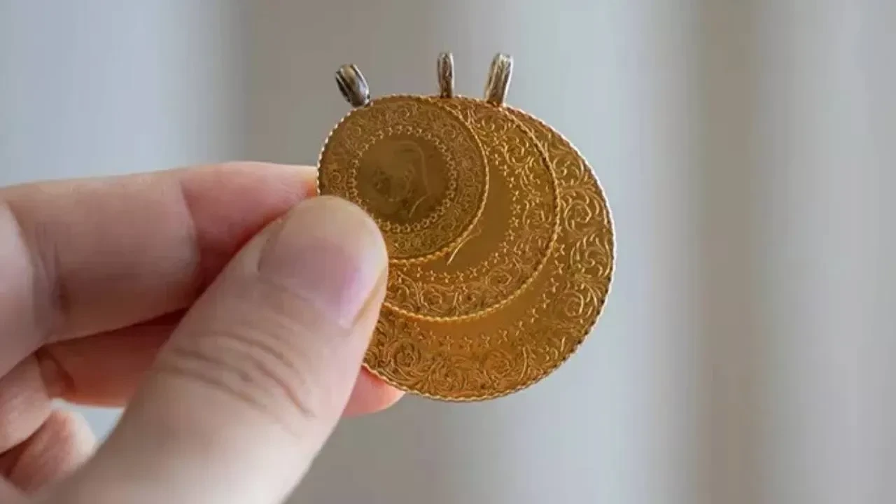 Altında 17 yıl sonra bir ilk: Ons fiyatı ocakta rekor performans gösterdi