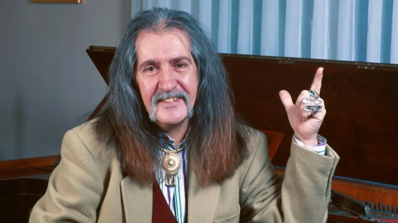 Barış Manço'nun Hal Hal şarkısını yazdığı isim yıllar sonra ortaya çıktı