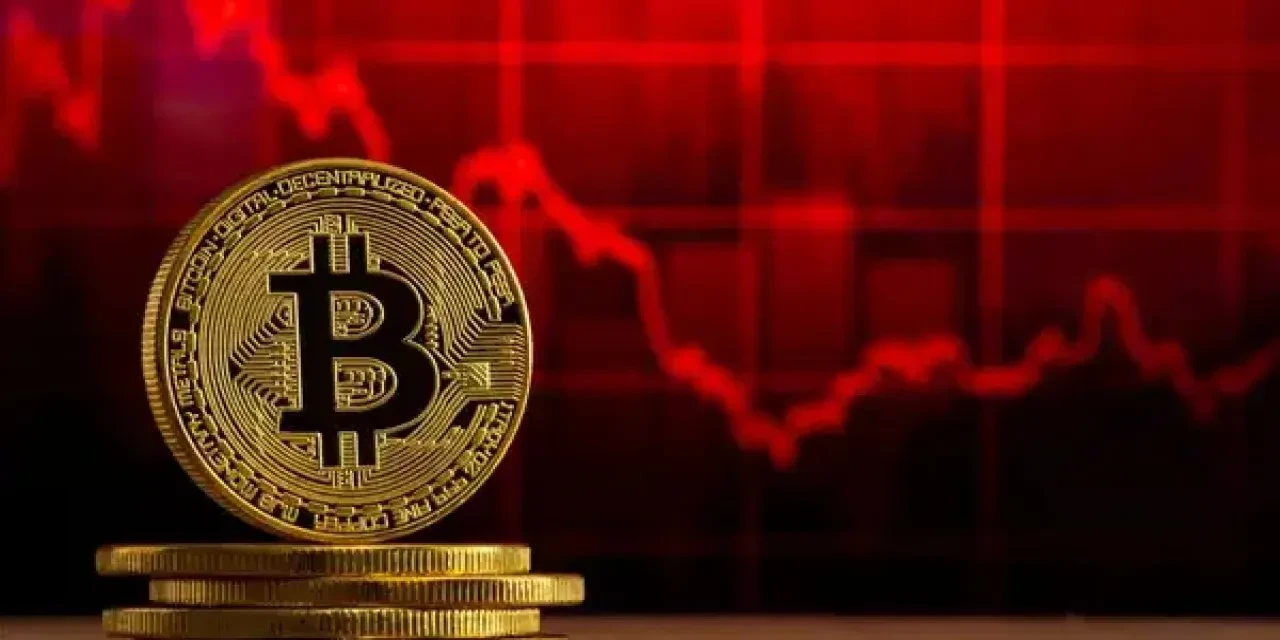 Bitcoin’de sert satış dalgası: 2,5 milyar dolar buhar oldu