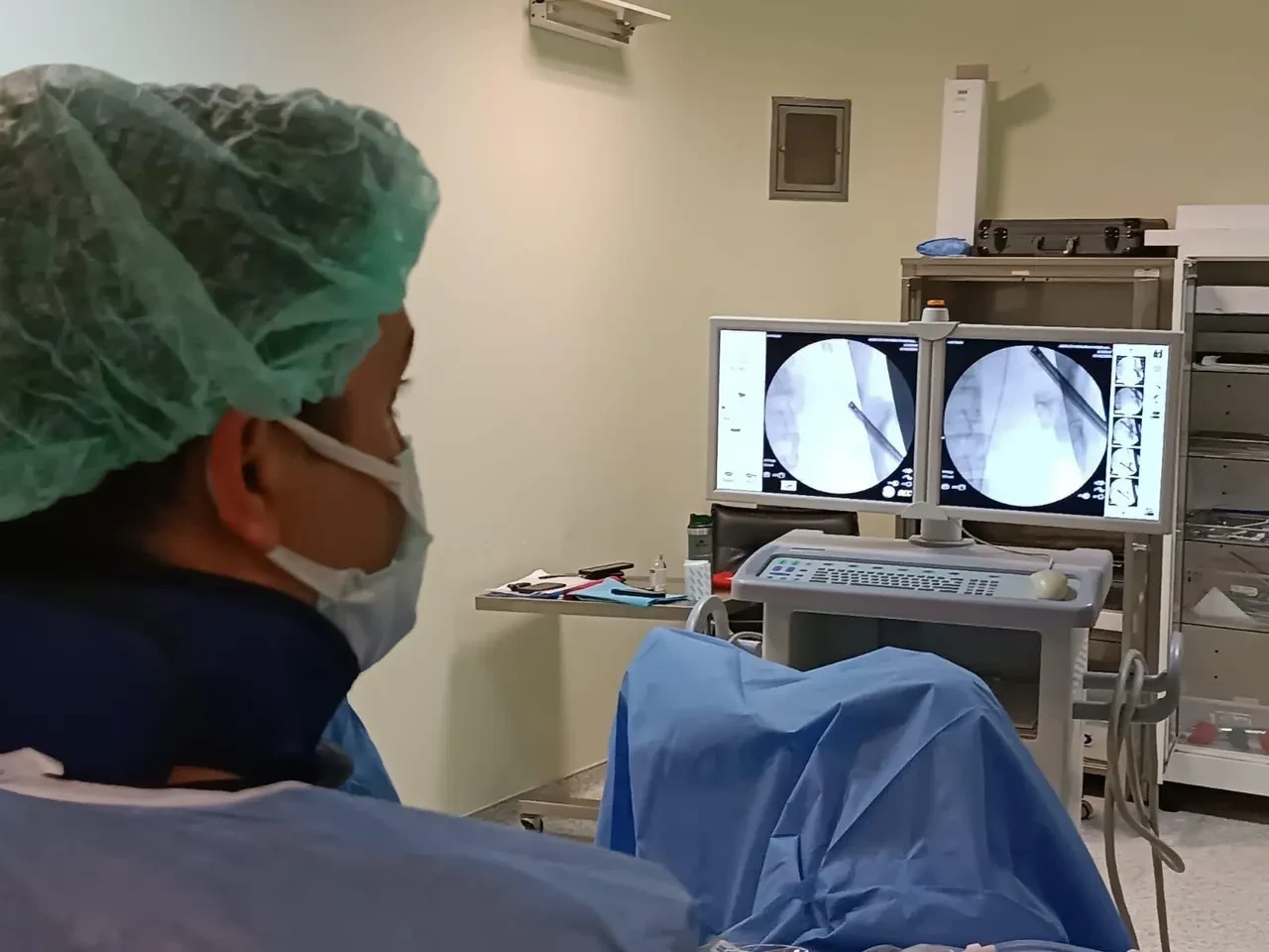 Böbreğinden 295 parça taş çıkarıldı! Boyutları 6 santimetreyi buluyor