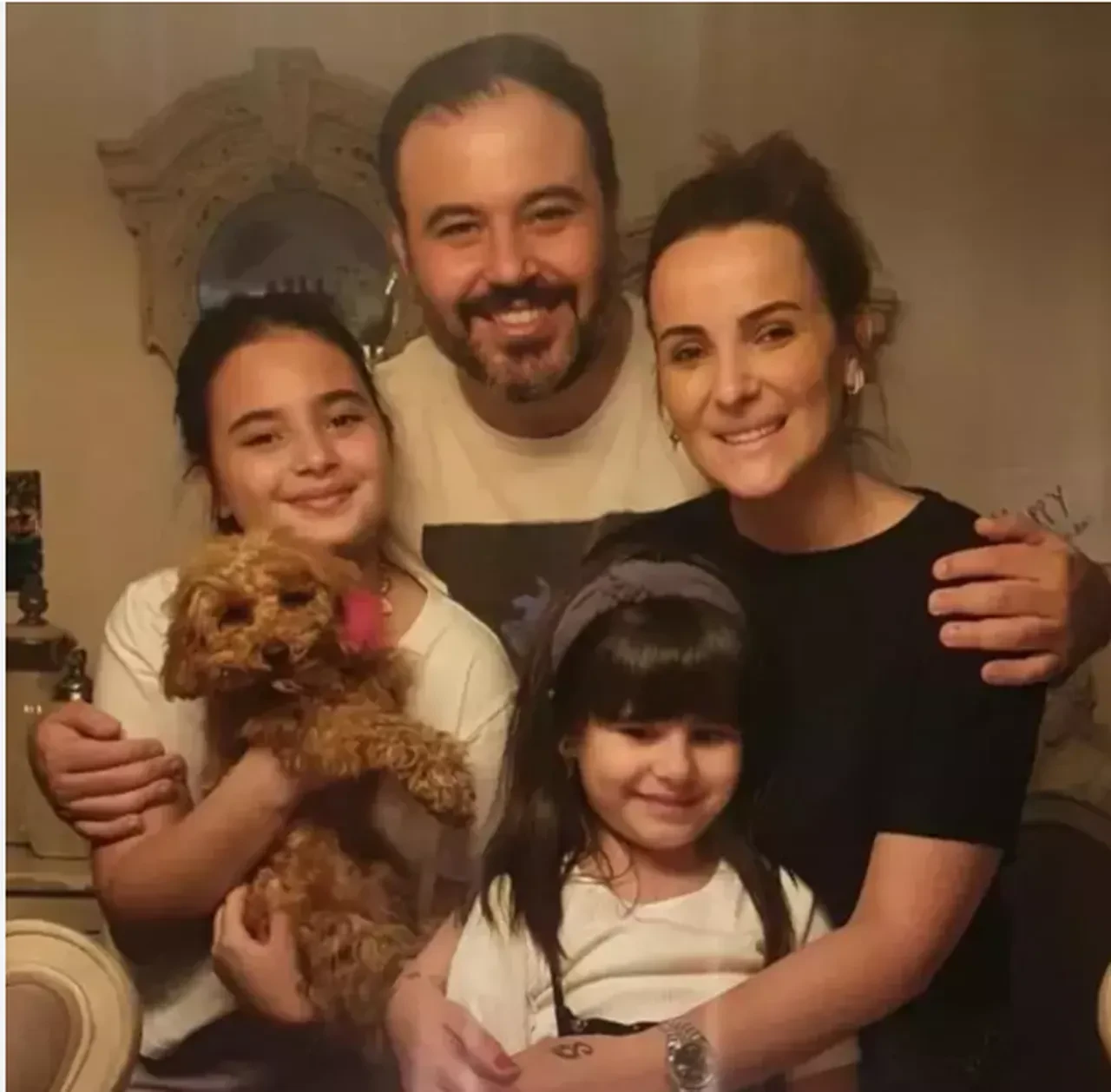 Buse Varol ile Merve Tektaş aralarındaki buzları eritti! Viyana çıkarmasına beğeni yağdı 