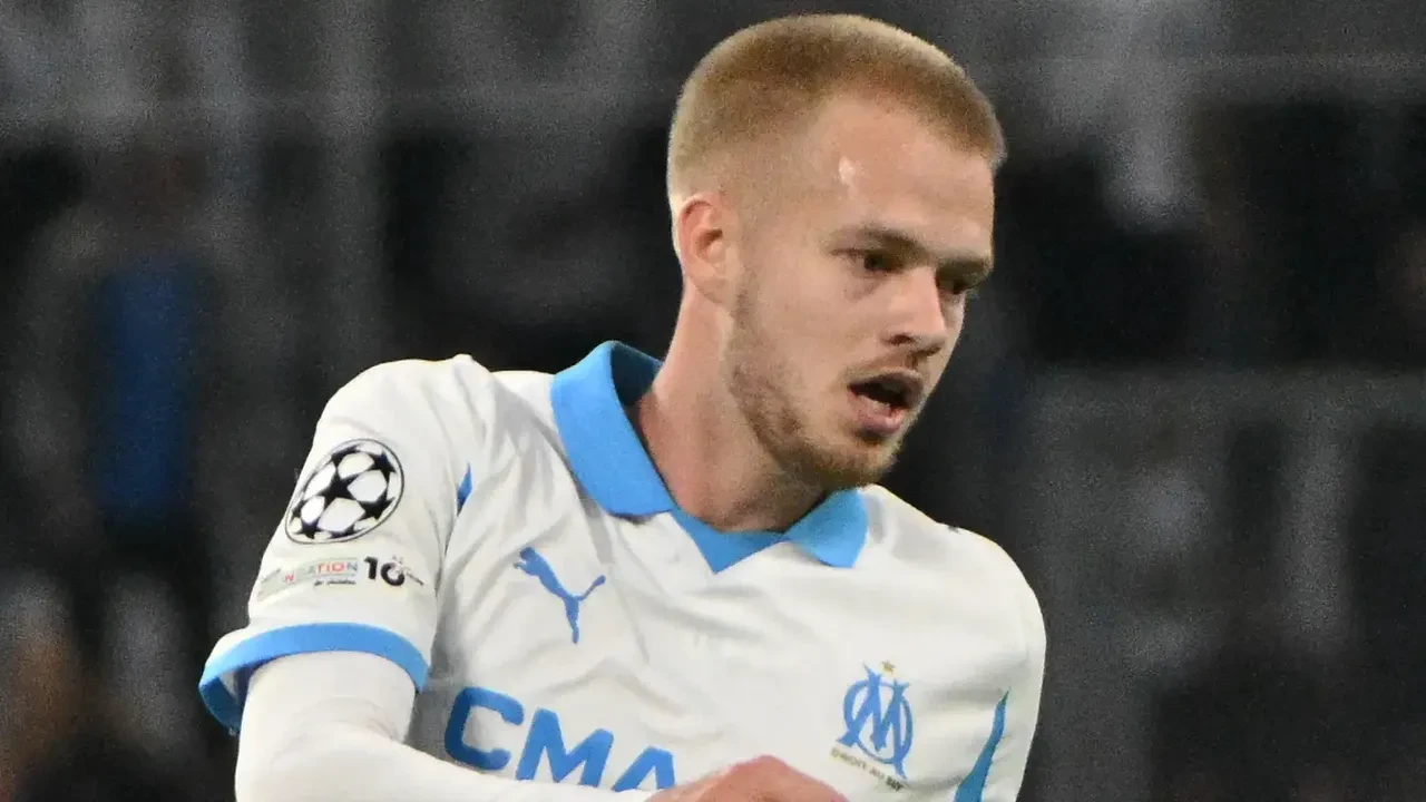 Galatasaray orta saha için gaza bastı! Genç yıldız, Cimbom'a 'Evet' dedi