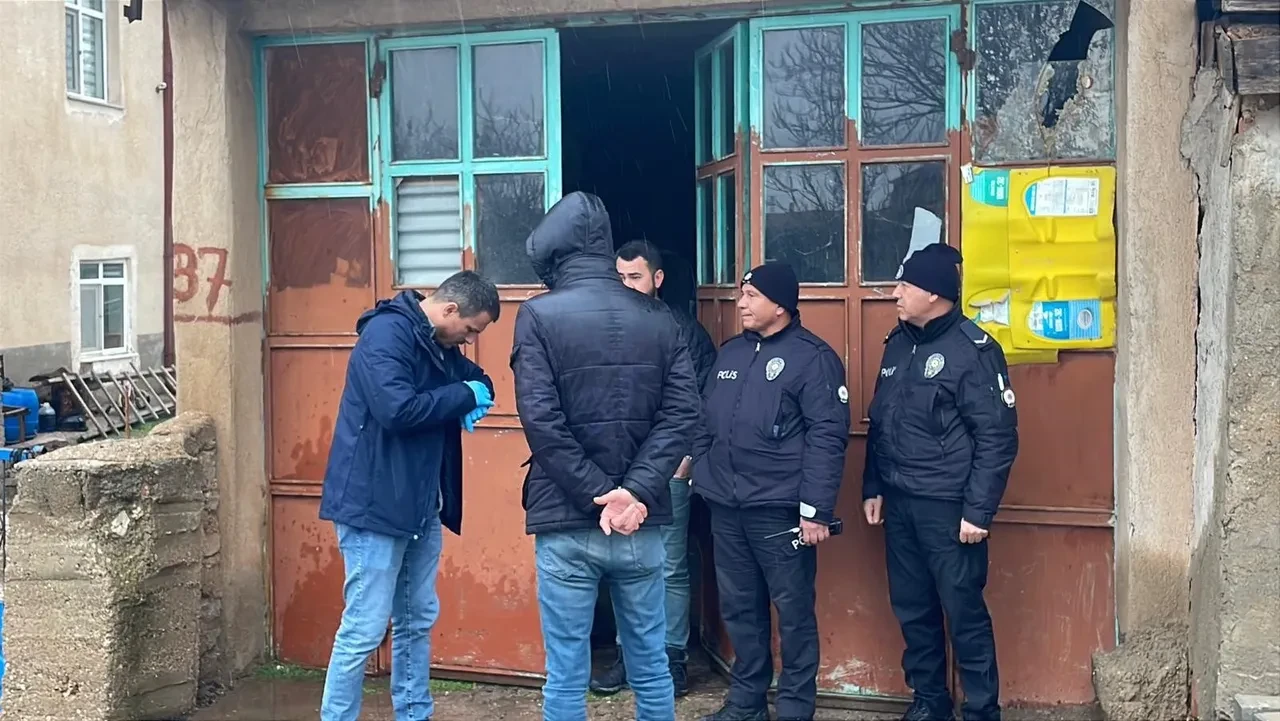 Karaman'da bir babanın korku dolu anları! Oğlunu depoda vurulmuş halde buldu