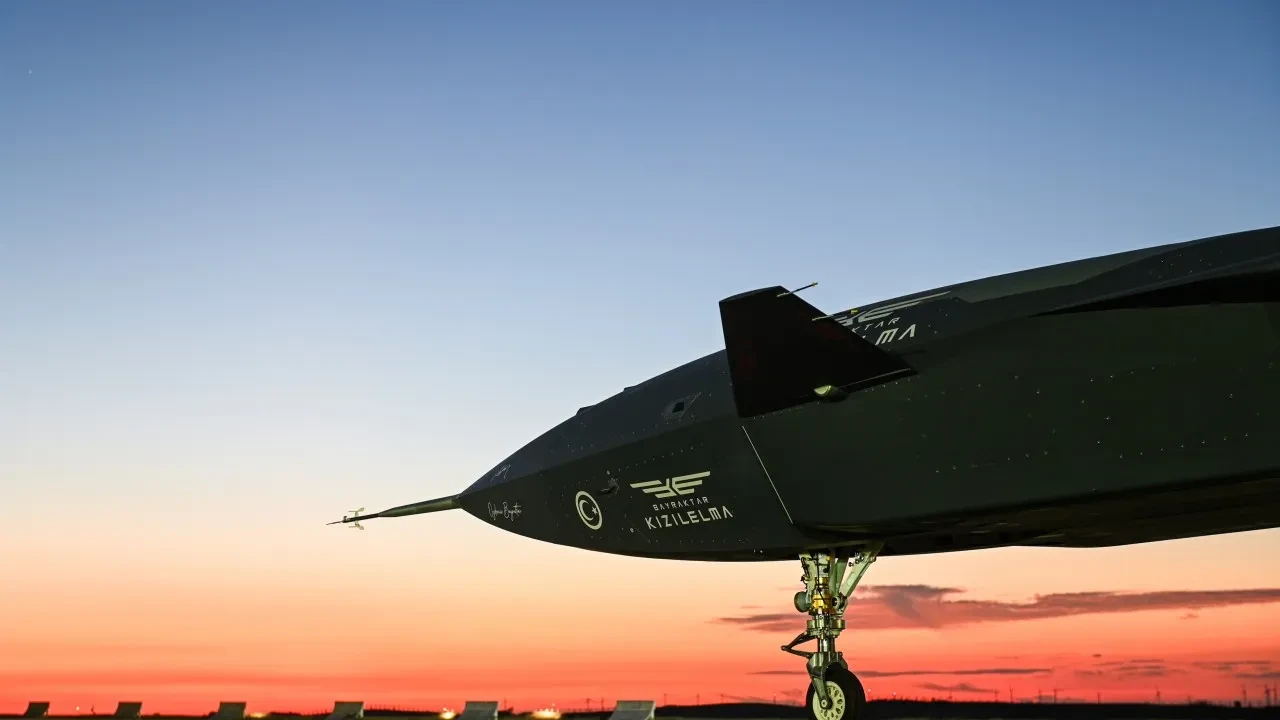 KIZILELMA göreve başlıyor: Selçuk Bayraktar, anahtar kelime "üretim" diyerek duyurdu