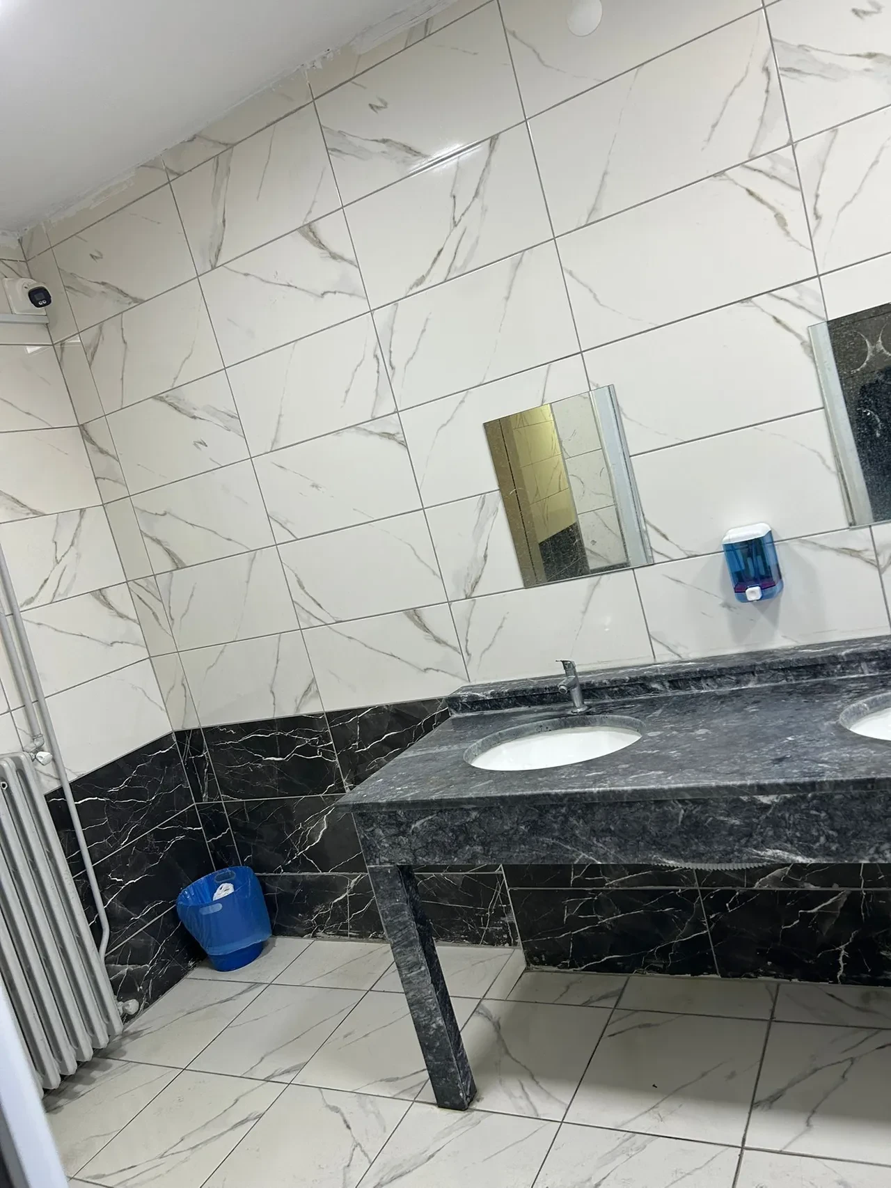 Tuvaletlere kamera yerleştiren okul müdürüyle ilgili karar verildi