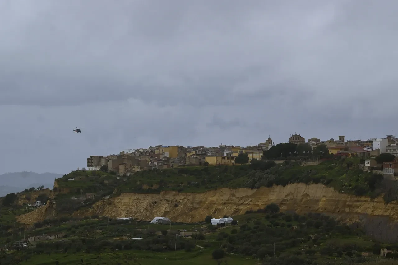 İtalya'da toprak kayması yaşanan yer