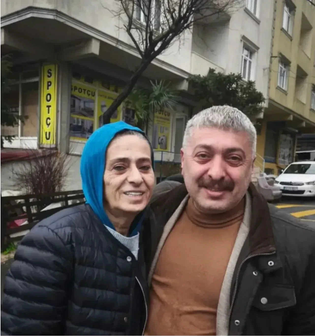 Yıldız Tilbe Gazi Mahallesi'ne gitti! Nedeni çok geçmeden ortaya çıktı 