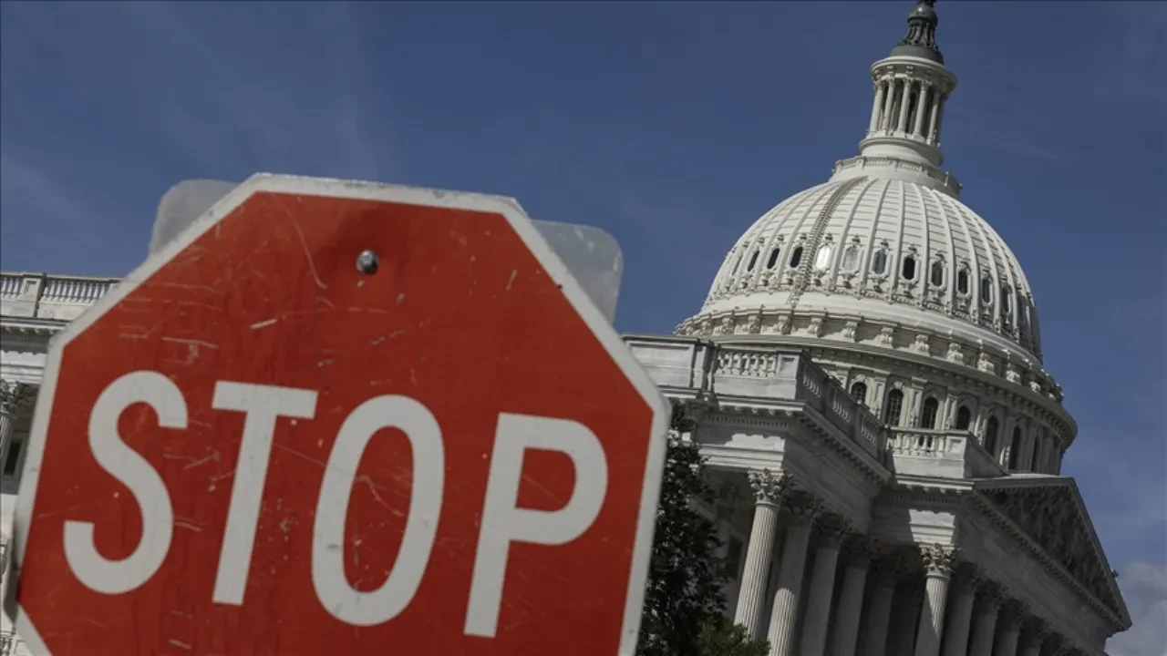 4 günlük bütçe krizi aşıldı: ABD hükümetinde kısmi kapanma sona erdi