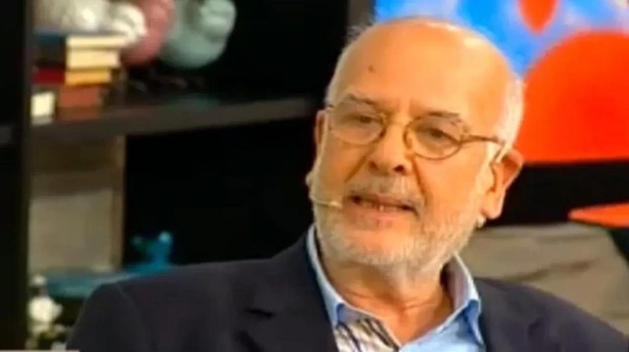 Arka Sokaklar'ın Vedat Müdür'ü Murat Ormiyak zor günler geçiriyor! Huzurevindeki son hali ortaya çıktı 