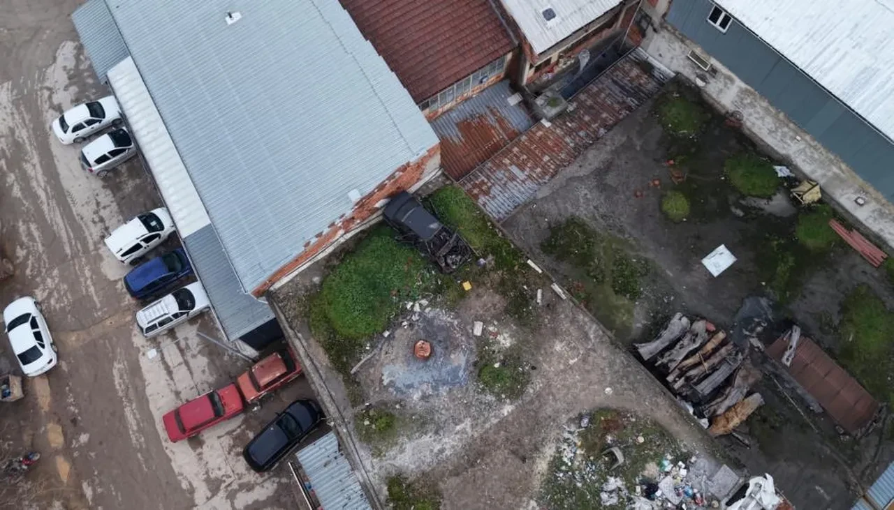 Çatıya çıkınca şoke oldu! 20 yıldır oradaydı ama kimsenin ruhu duymadı: Gizem sonunda çözüldü