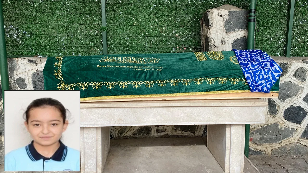 Derste kalp krizi geçiren lise öğrencisi kurtarılamadı! Cenazede gözyaşları sel oldu   