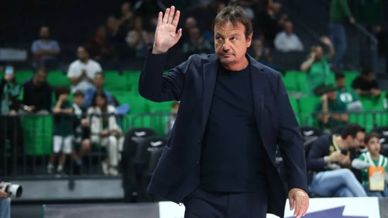 Ergin Ataman'dan Panathinaikos başkanının istifa çağrısına cevap