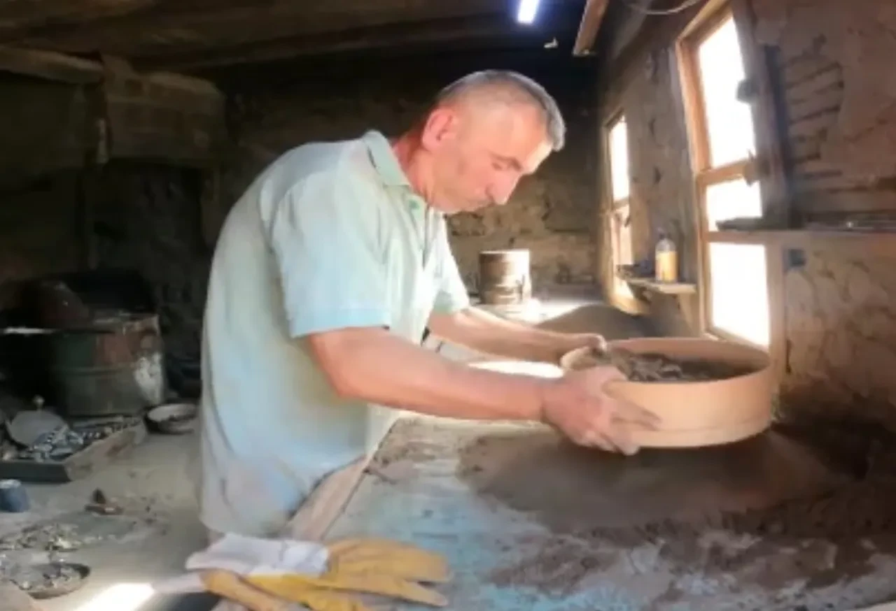 Gümüşhane'de üretiliyor, Avrupa'ya gönderiliyor! Hurda metalden doğan eser