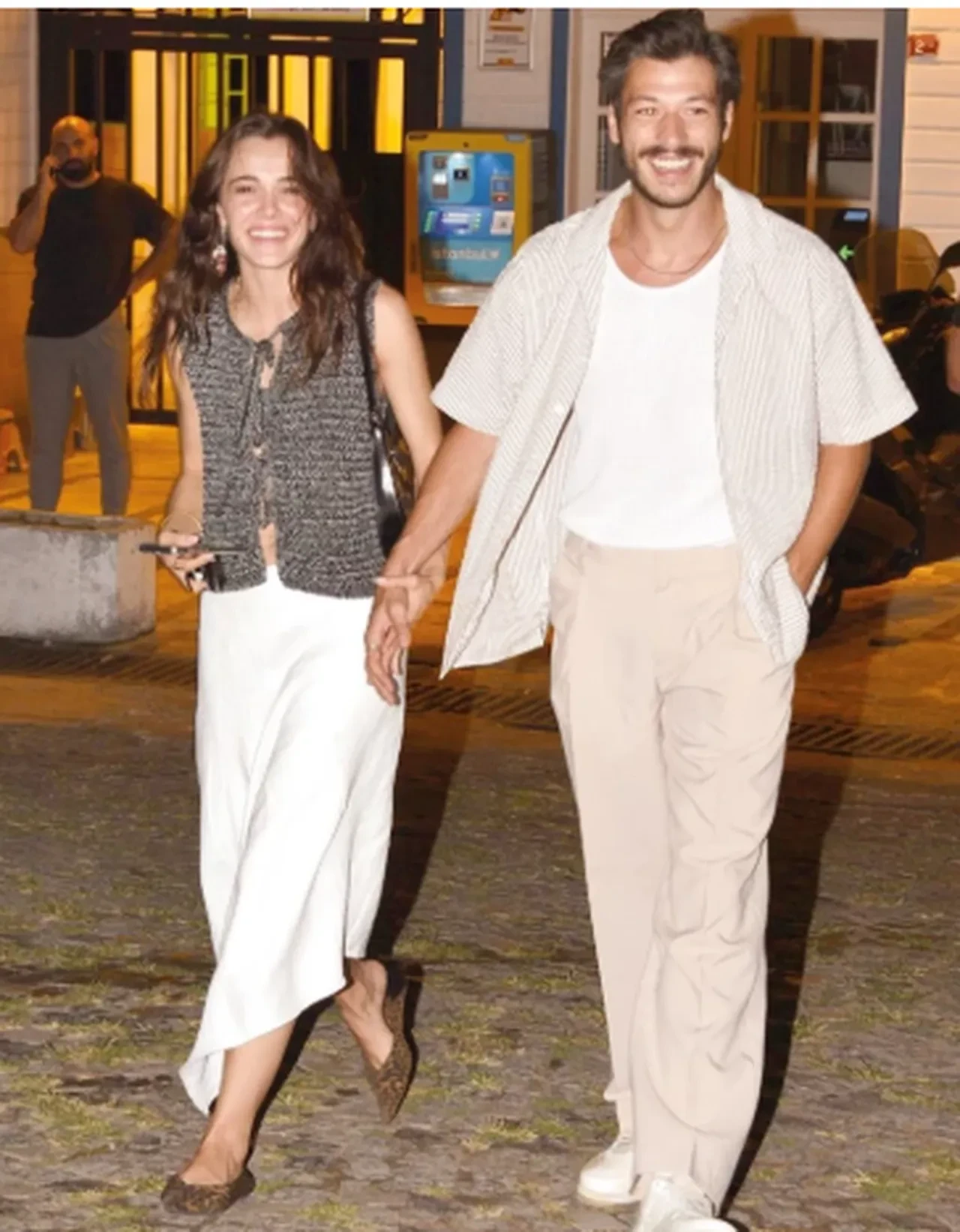 Hafsanur Sancaktutan fotoğrafları sildi, Kubilay Aka'dan peşe peşe göndermeler geldi 