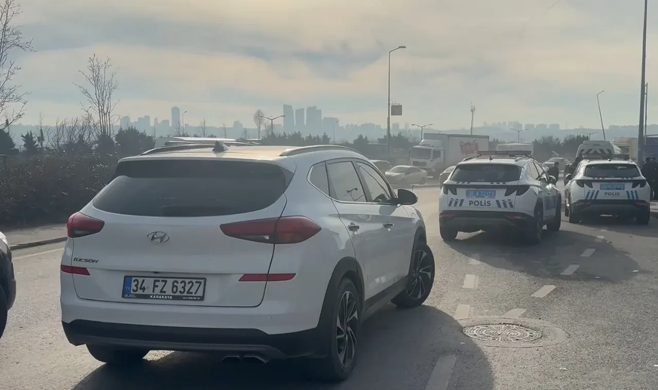 İstanbul'da kanlı pusu! Aracında otururken kurşun yağmuruna tutuldu