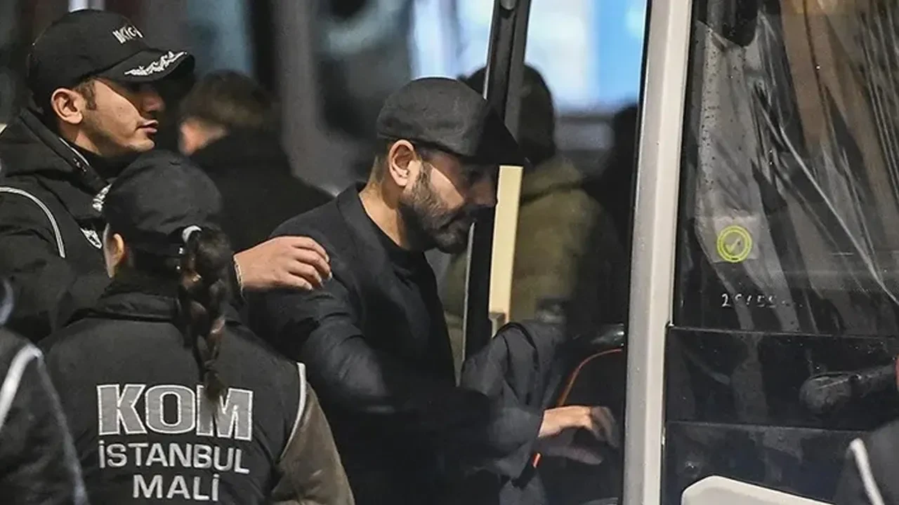 Rıza Akpolat'ın şoföründen çarpıcı itiraf! 'Belediyeye kayıt dışı paralar geliyordu' 