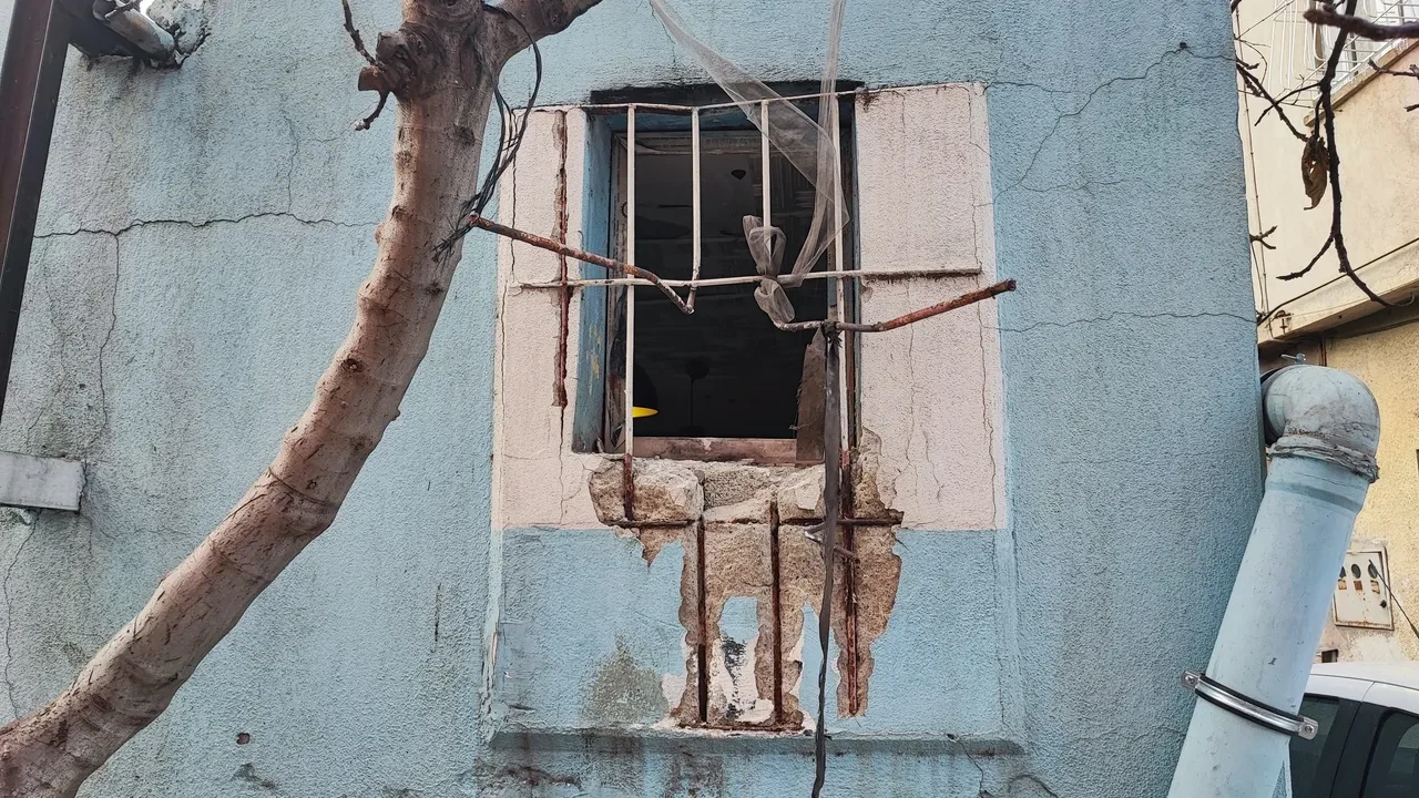 Adana’da ilginç olay: Kedi zor girer ama hırsız girdi! Sadece iPhone telefonları alıp kaçtı