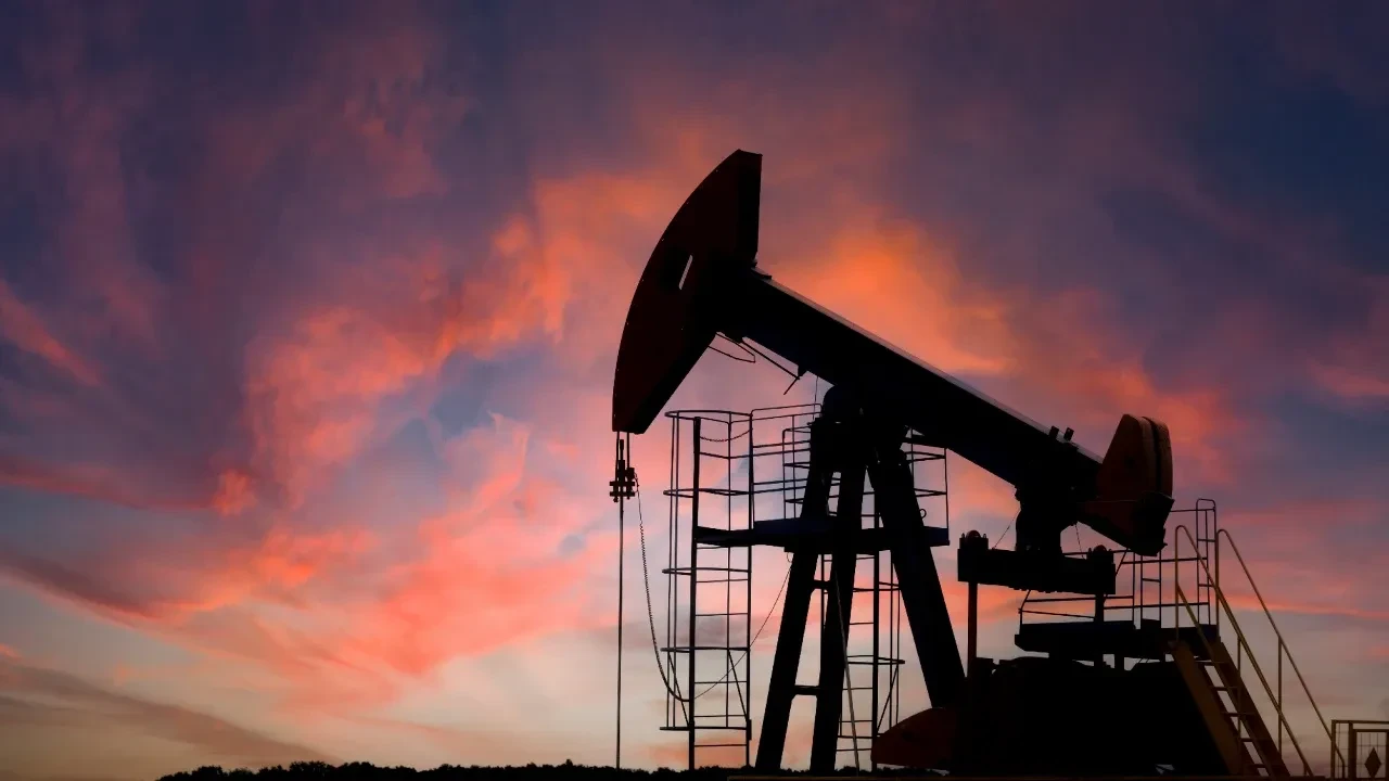 Diplomasi devreye girdi, petrol fiyatları düştü