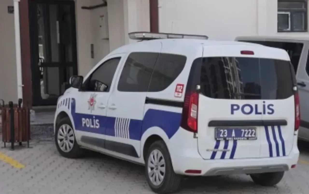 Evinde yakaladığı adamı kurşun yağmuruna tuttu! Cinayetin ardından eşine söyledikleri şoke etti