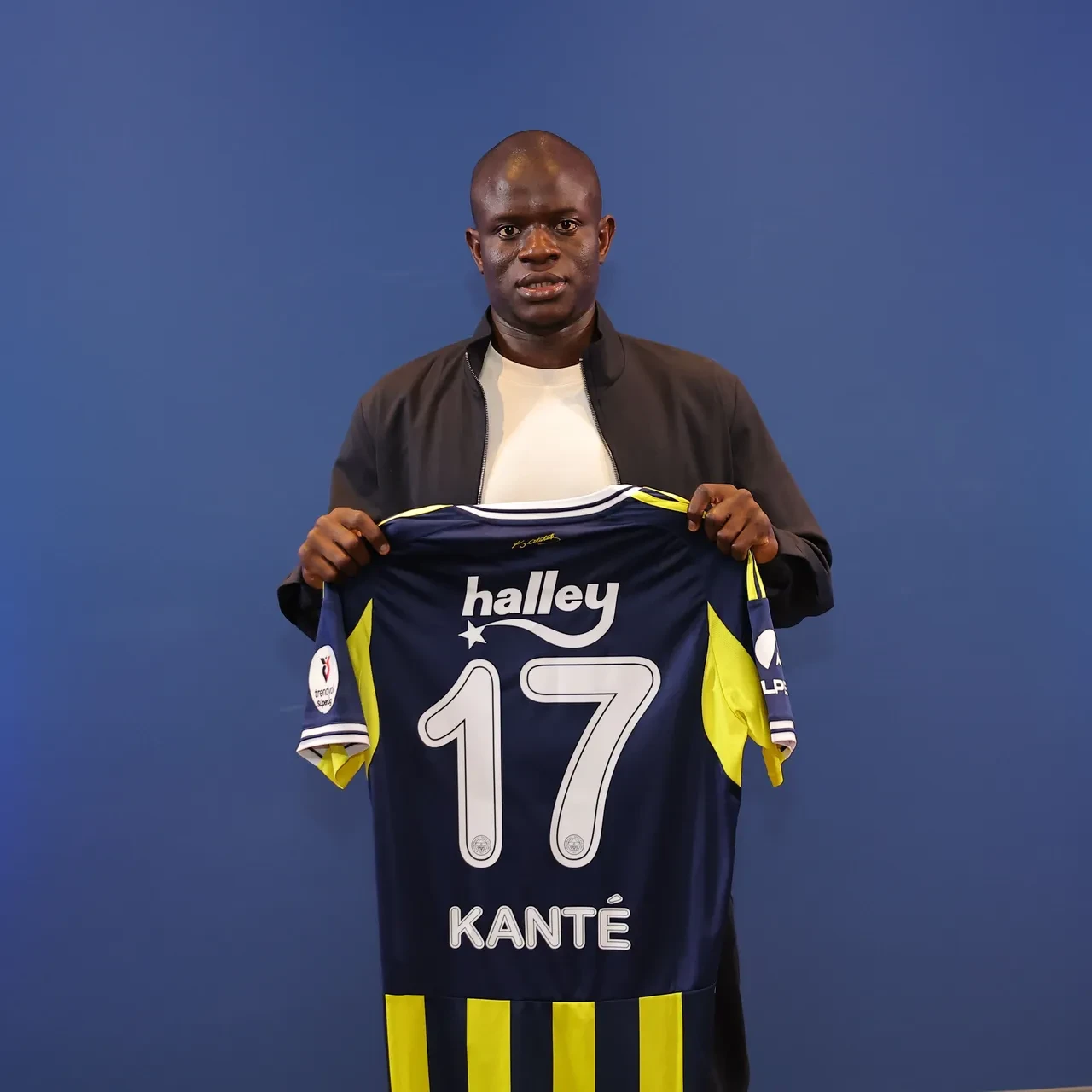 Fenerbahçe, Kante ile sözleşme imzaladı! Fransız yıldızın forma numarası belli oldu