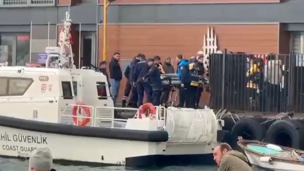 İstanbul'da denizde ceset şoku