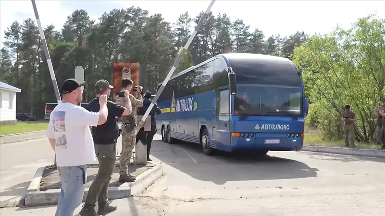 Rusya ile Ukrayna arasında 314 esir askerin takası yapıldı