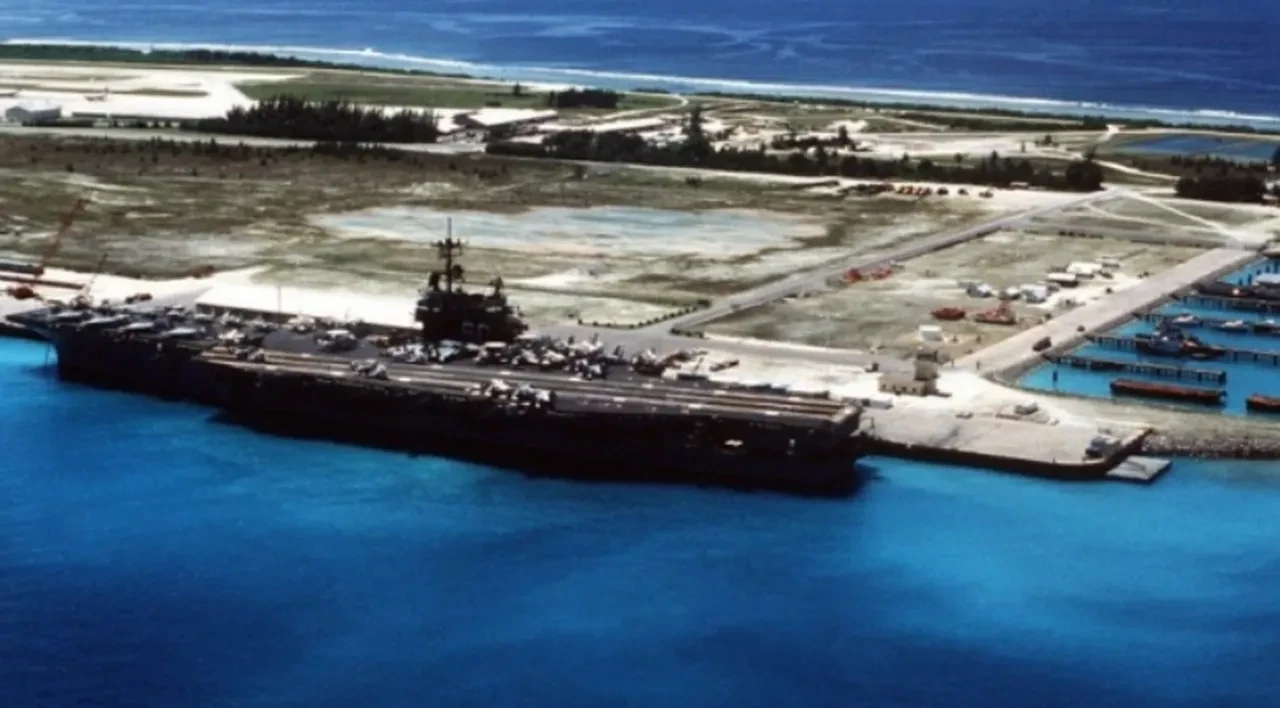 Trump'tan Starmer ile görüşmesi hakkında tehdit gibi açıklama! 'Askeri yollarla güven altına alma hakkımı saklı tutuyorum'