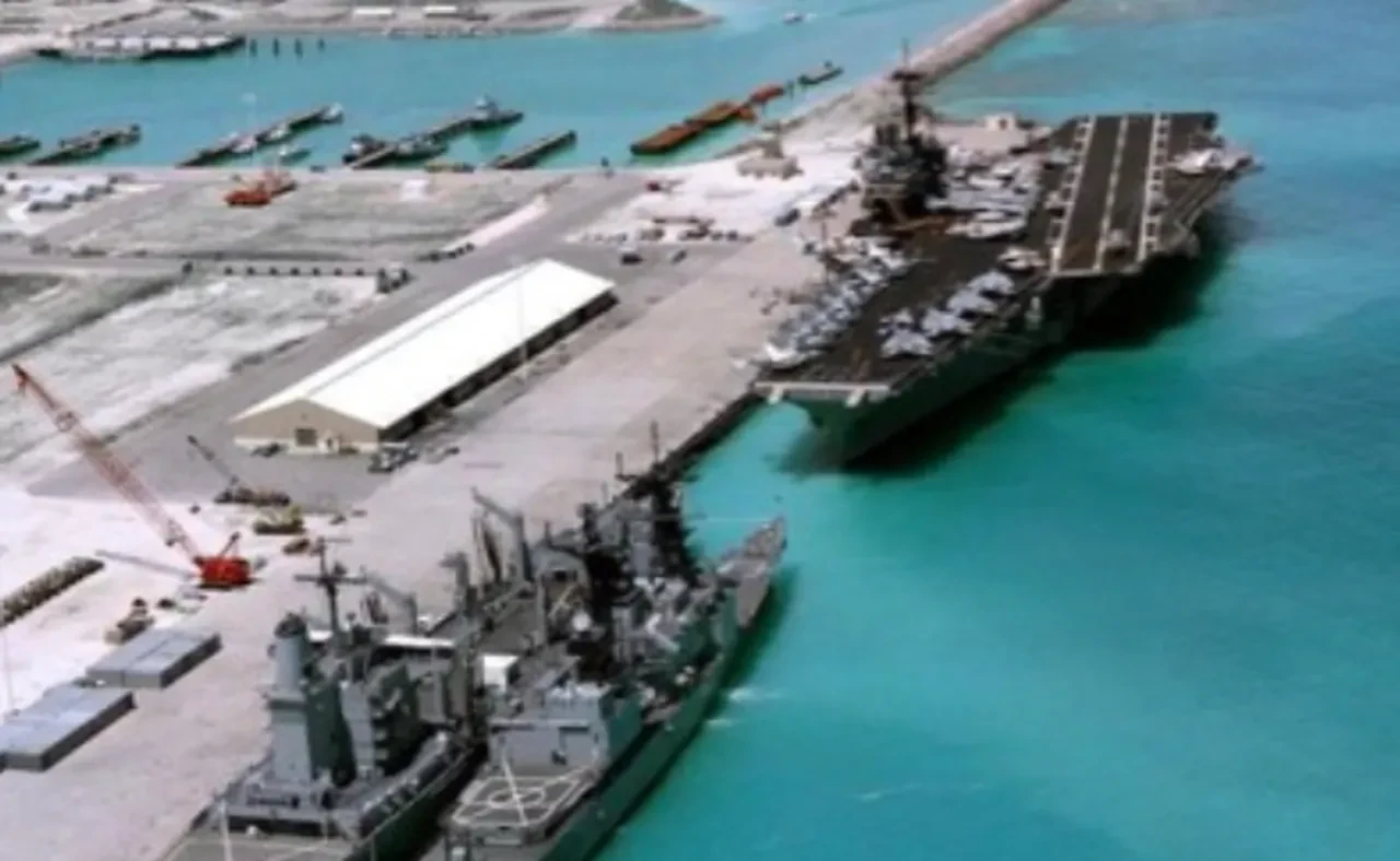 Trump'tan Starmer ile görüşmesi hakkında tehdit gibi açıklama! 'Askeri yollarla güven altına alma hakkımı saklı tutuyorum'