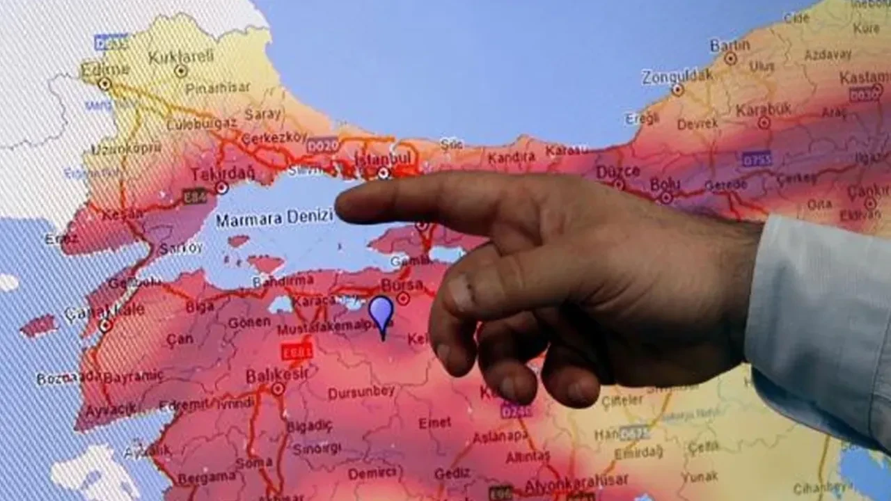 Uzman isimden Marmara depremi uyarısı: İstanbul dahil 10 ili etkileyecek