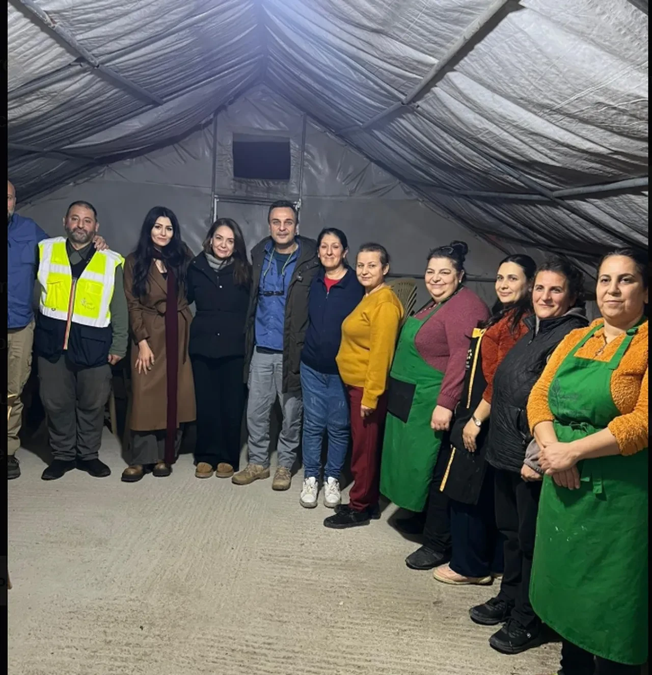 Çarpıntı dizisi oyuncuları Hatay'da! Sibel Taşçıoğlu ve Deniz Çakır'a ilgi yoğundu 